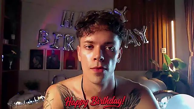 Webkamerová show William_Henry_