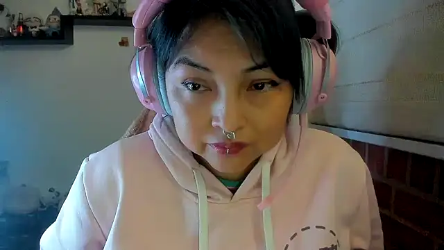 Shaddycute_'s Webcam Show