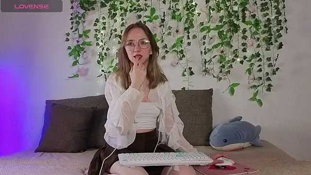 EmmaNovak's Live XXX Chat