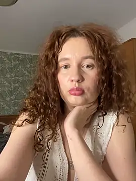 دردشة Angel-Anna الجنسية المباشرة