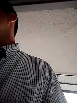 MrSecretSuitn Live XXX chat