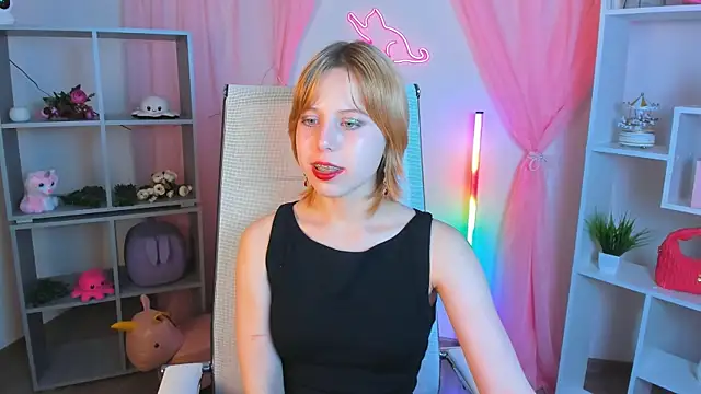 دردشة VivienneHebert الجنسية المباشرة