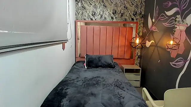 Zoe__Taylor__のライブXXXチャット