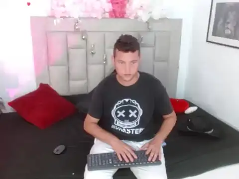 sven_fox723's Webcam Show