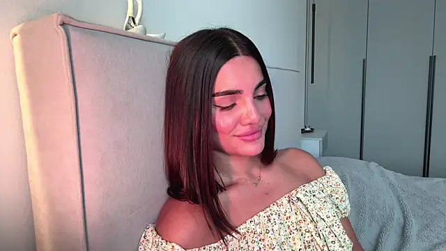 XXX chat uživo modela MelindaReny