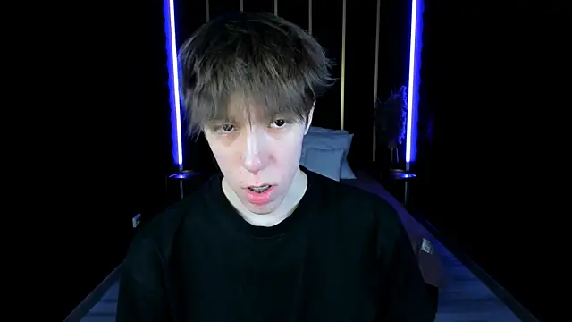 Онлайн чат XXX MarkBranston