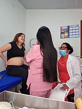 JustSamantha_: διαδικτυακό σόου στην κάμερα