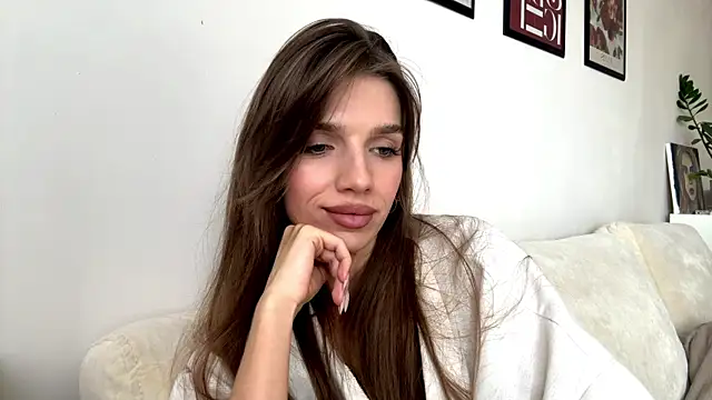 ArtieThoman Adlı Modelin Canlı XXX Sohbeti