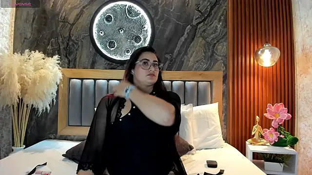 BellaPeers_ live XXX chat