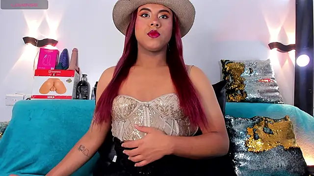 Emili_Roux – Live XXX-chat