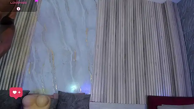 BriannaChelsea Adlı Modelin Canlı XXX Sohbeti