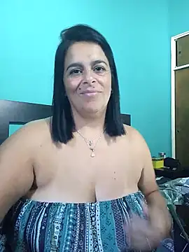 lucianamorocha Adlı Modelin Web Kamerası Şovu