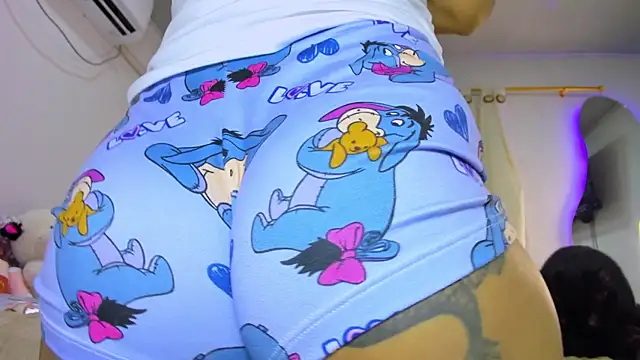 vennuss19: απευθείας συνομιλία ΧΧΧ