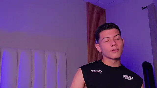 FireGuy_99 – webcam-show