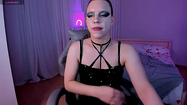 Madison_dolly élő XXX-chatje