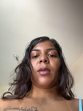 Indiazinhax Live XXX-chat