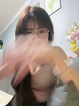 yangyi1993 라이브 XXX 채팅