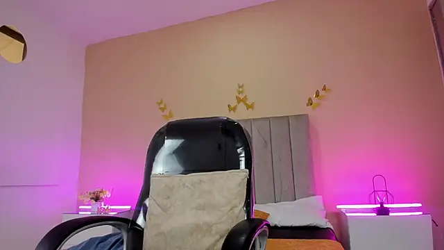 Chat +18 de Nascary_Fox ao vivo