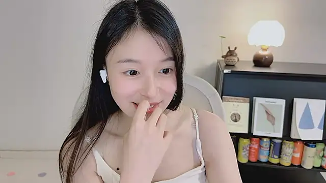 Chat XXX ao vivo de Onechestnut