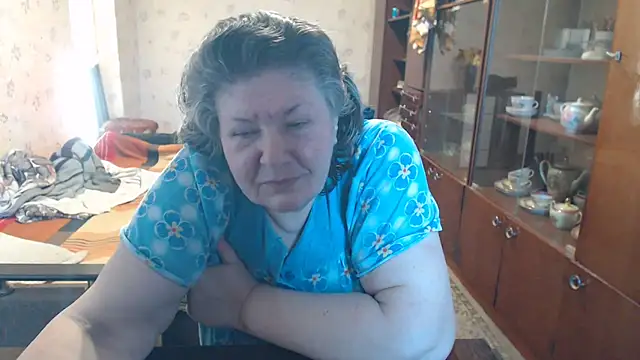 HotLusi Adlı Modelin Canlı XXX Sohbeti