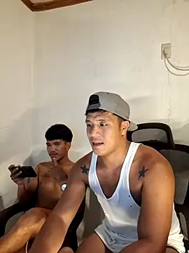 Felix_Asher Show in webcam