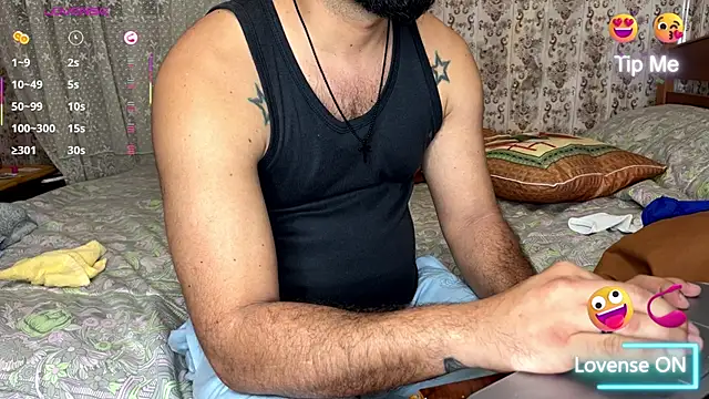 Foxyfox_realsex: διαδικτυακό σόου στην κάμερα