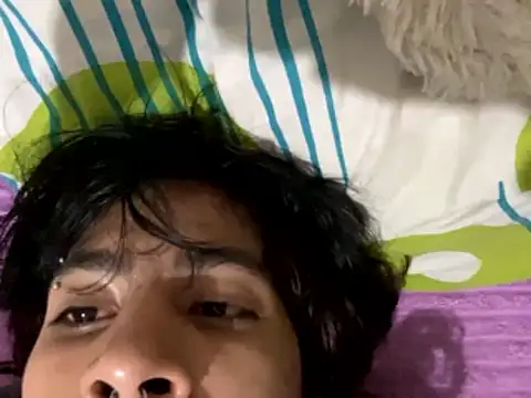 Show modela kirito_kun na web-kameri