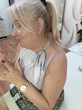 Chatroom XXX en direct de AvrilMillers