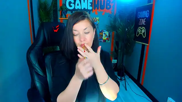 Chatroom XXX en direct de AnaMills