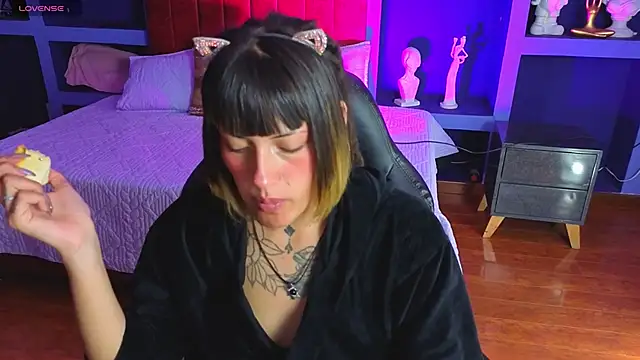 Chat XXX en directo de _sharlotte777