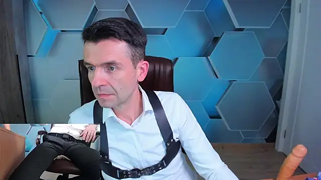 SteveTiger Pertunjukan Webcam