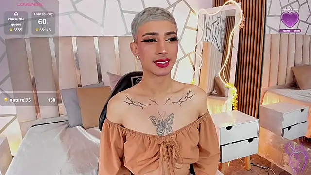 Вебкам-шоу CYRUS_TAY