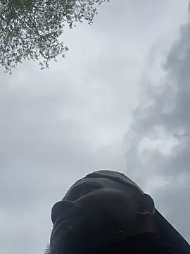 JezOne555 webkamerás műsora