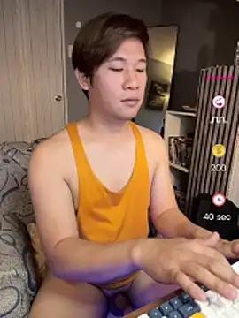 Titanryu webkamerás műsora