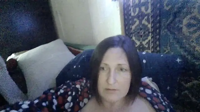 Chat +18 de AllaSowinskaya ao vivo