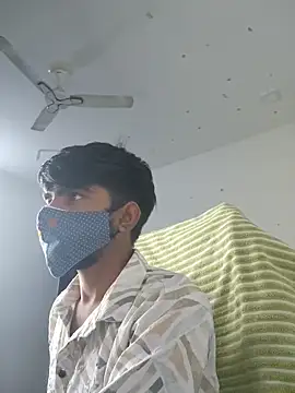 Pertunjukan Kamera Web mavin_