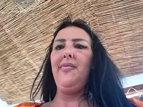 TiffanyRoxx's Live XXX Chat