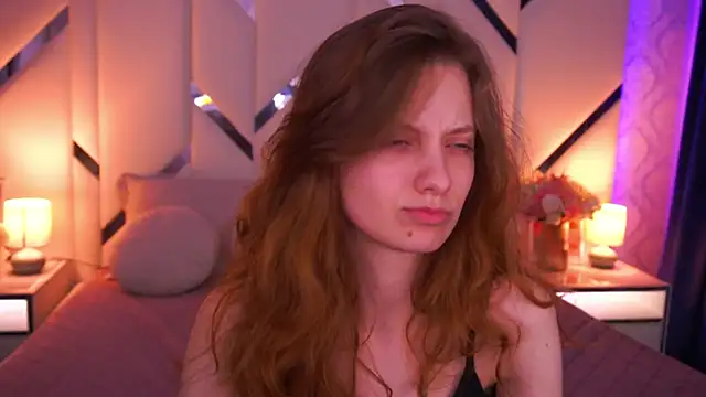 CuteeFoxy Live XXX-Chat