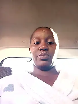 sluttylaura21 Adlı Modelin Web Kamerası Şovu