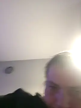 roksa2026's Live XXX Chat