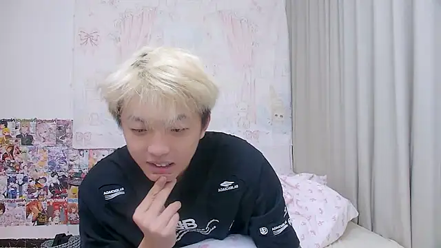 Chat XXX Live Chocolates-001