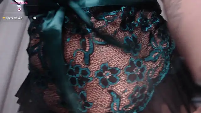 AGATHAA_WHITE's Live XXX Chat