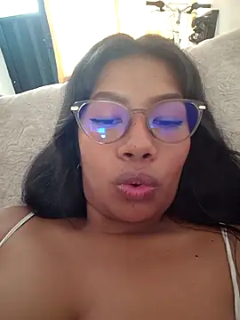 PaulaOrtiz_1's Live XXX Chat