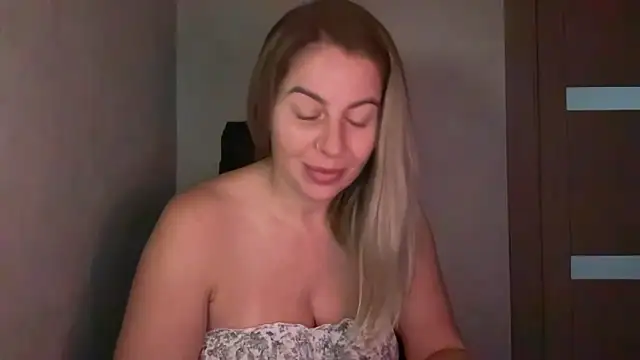 Lisorine Chat XXX live