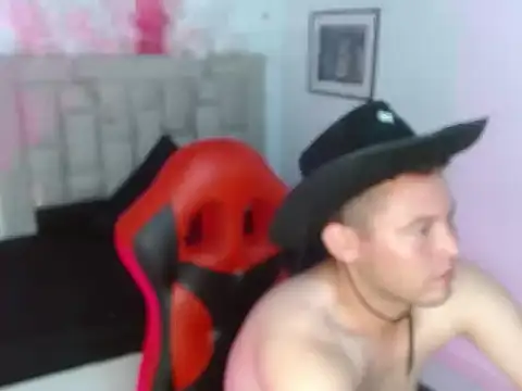 sven_fox723 webcam show