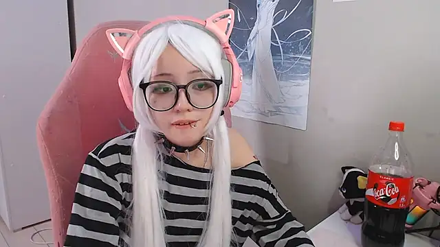 แชท XXX สดของ SaxonDibs