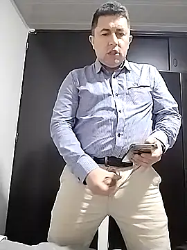 Онлайн чат XXX BigCristh79