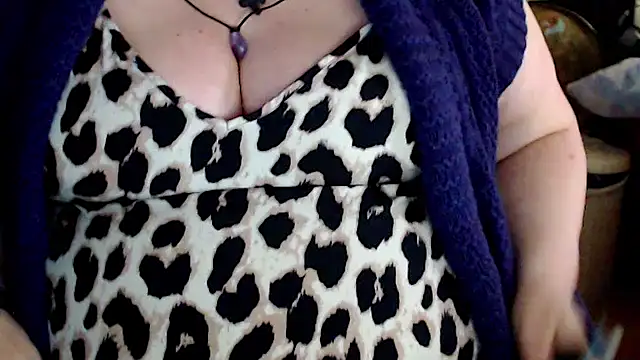 Chat +18 de mayasmith ao vivo