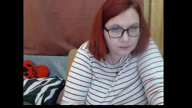 PlayfullMature Adlı Modelin Canlı XXX Sohbeti