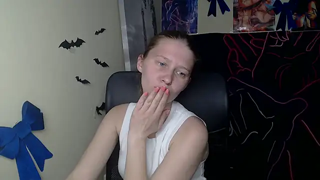 StellaCRL Adlı Modelin Canlı XXX Sohbeti